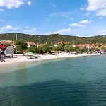 With Parking Space Vinisce, Trogir - 11075 * Vinišće