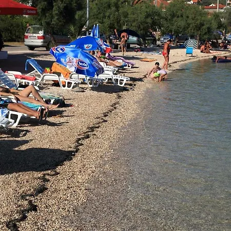 With Parking Space Vinisce, Trogir - 11075 * Vinisce