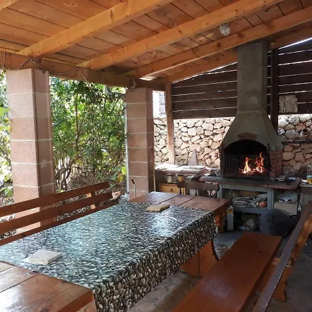 Apartman With Parking Space Vinisce, Trogir - 11075