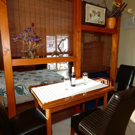 Apartment With A Parking Space Vinisce, Trogir - 11075